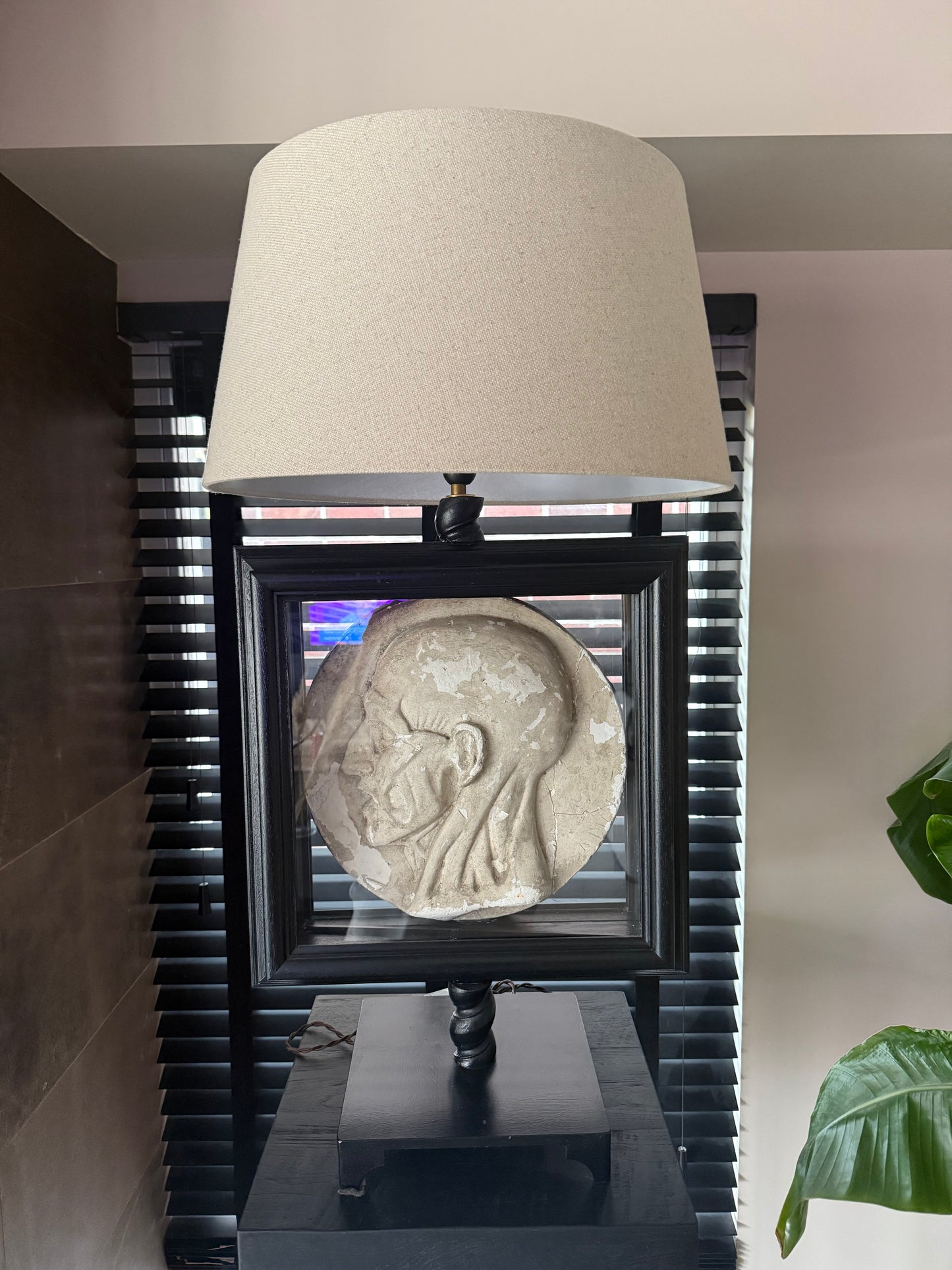 Lamp with portrait