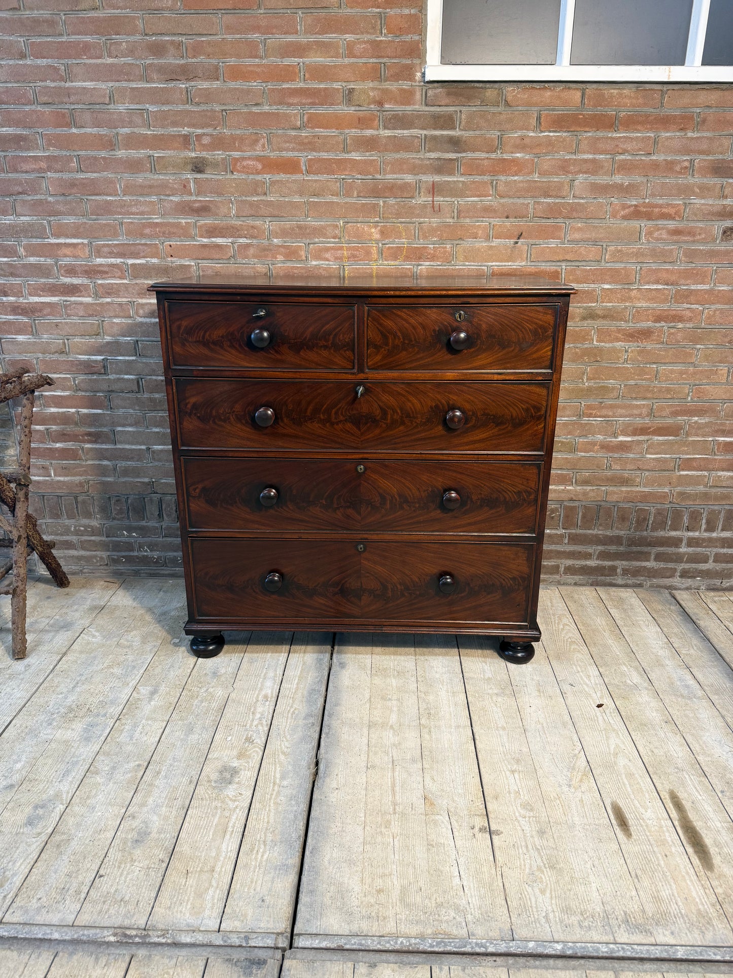 Mahony Lade kast Victoriaanse stijl