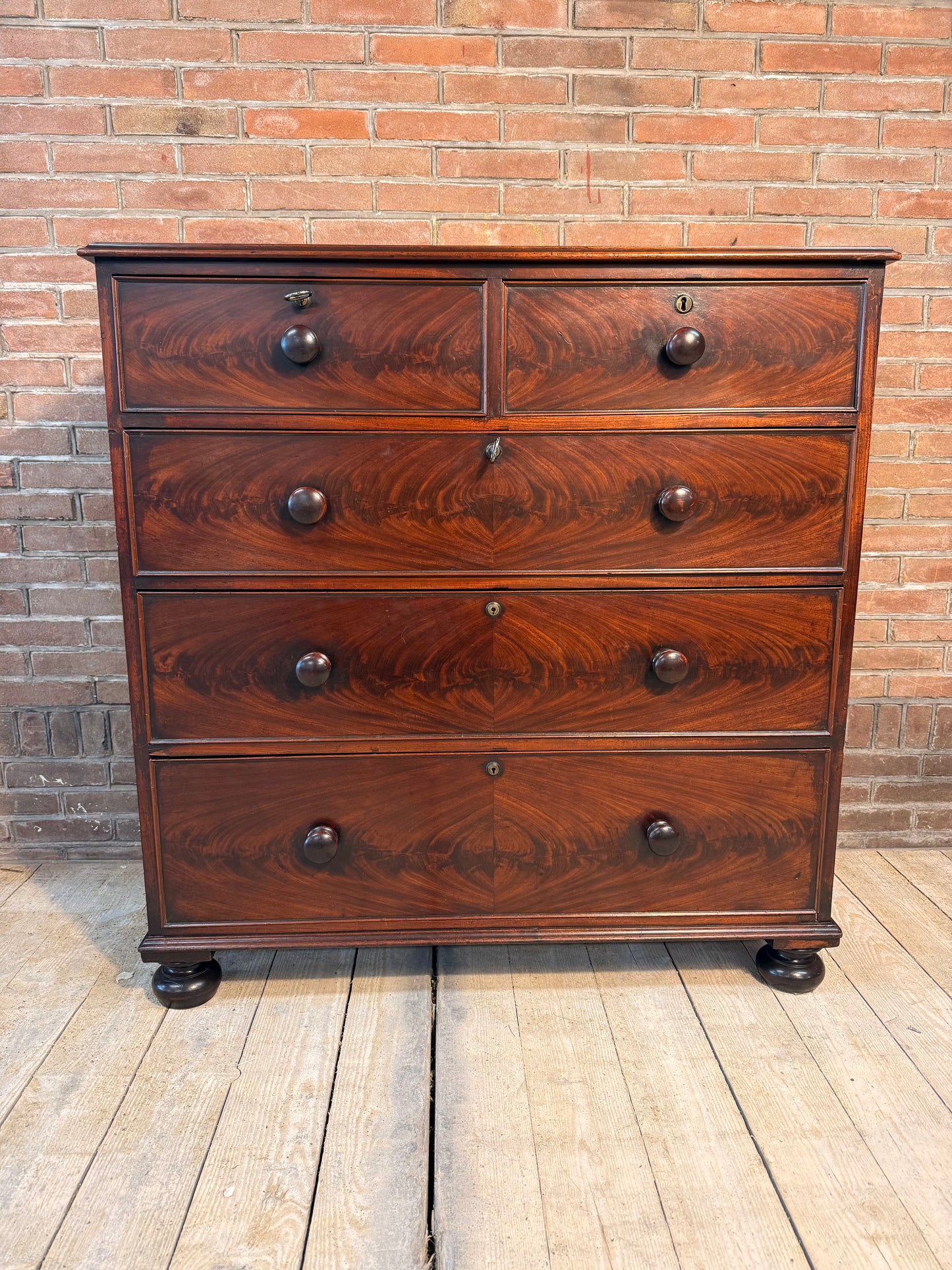 Mahony Lade kast Victoriaanse stijl