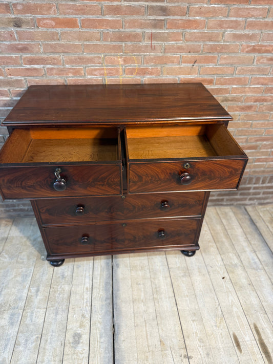 Mahony Lade kast Victoriaanse stijl