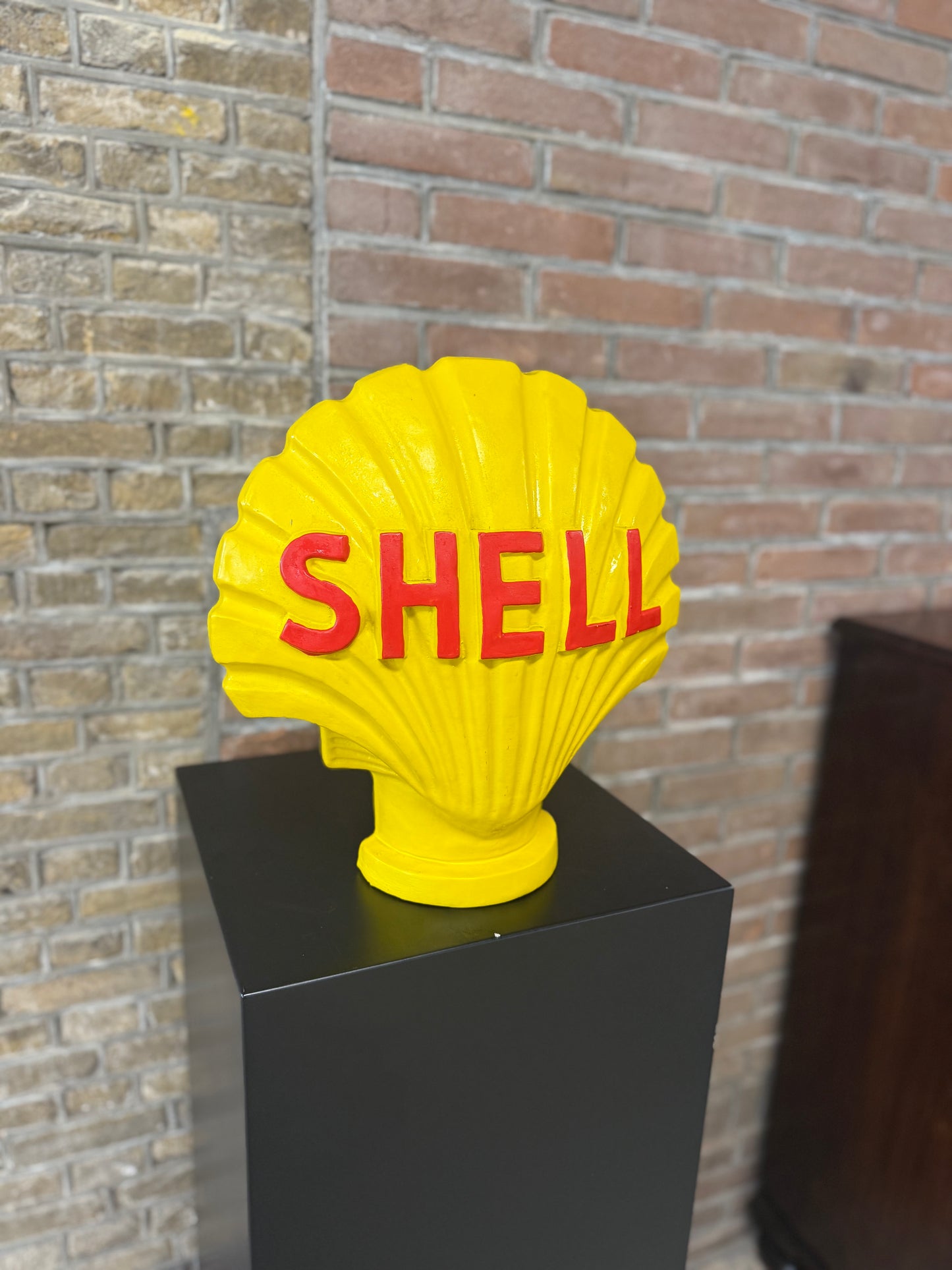 Shell Oil Sign